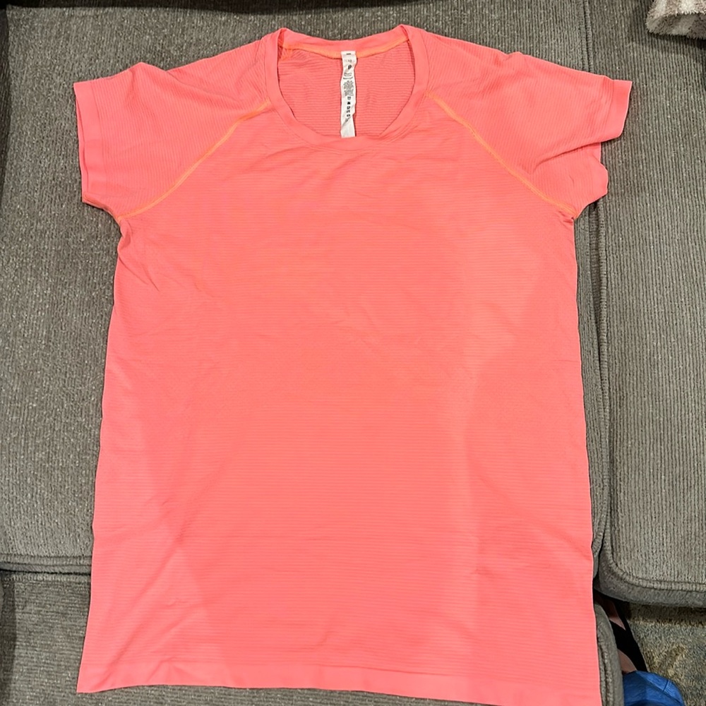 Lululemon Swiftly Tech Short-Sleeve Shirt 2.0 Sunset (coral) Size 12